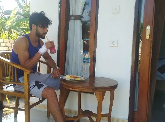 Santhi Guna Toyapakeh